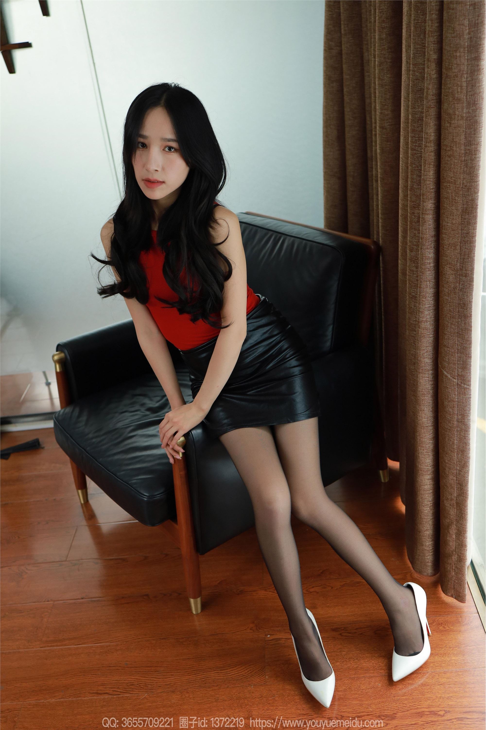 IESS异思趣向  2025.03.02 丝享家 1990 美子《红衣黑裙》